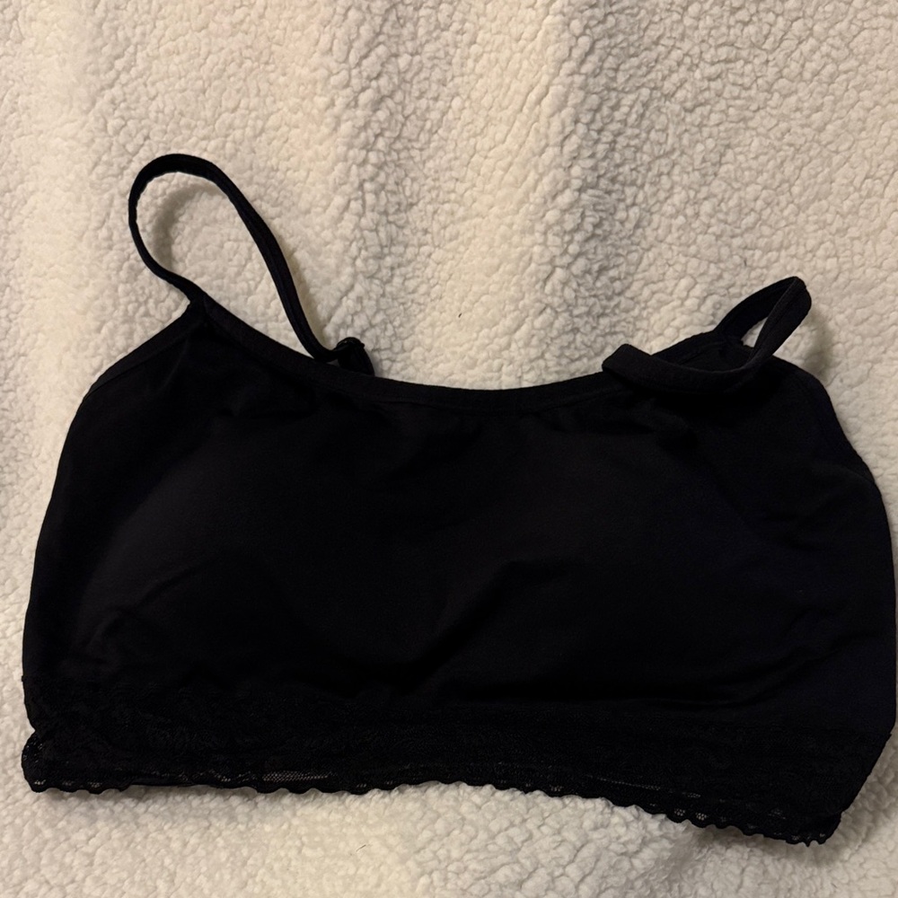 Elegant Black Lace Bandeau